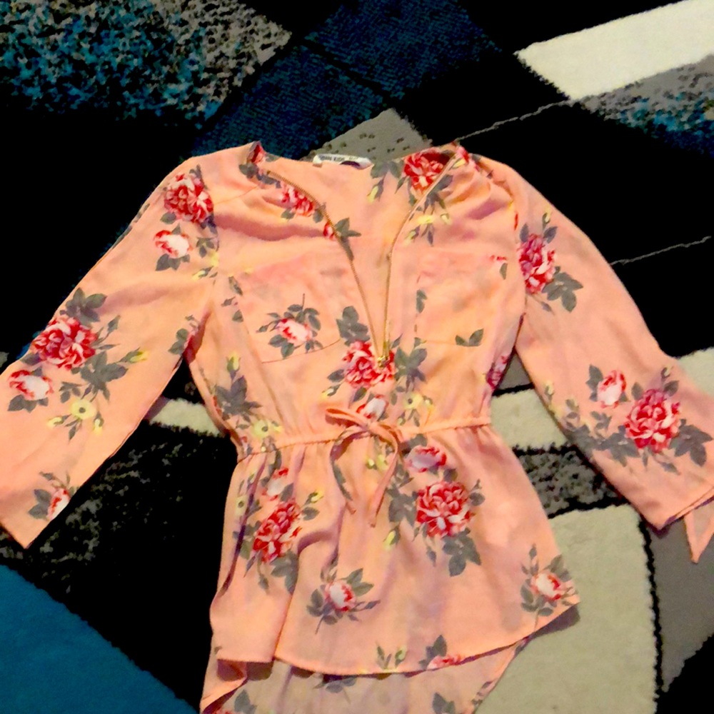 I’m selling a shirt form urban kids